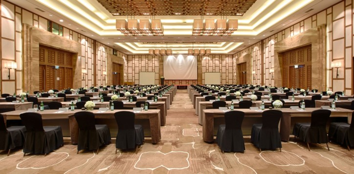 2-indoor-function-room-2