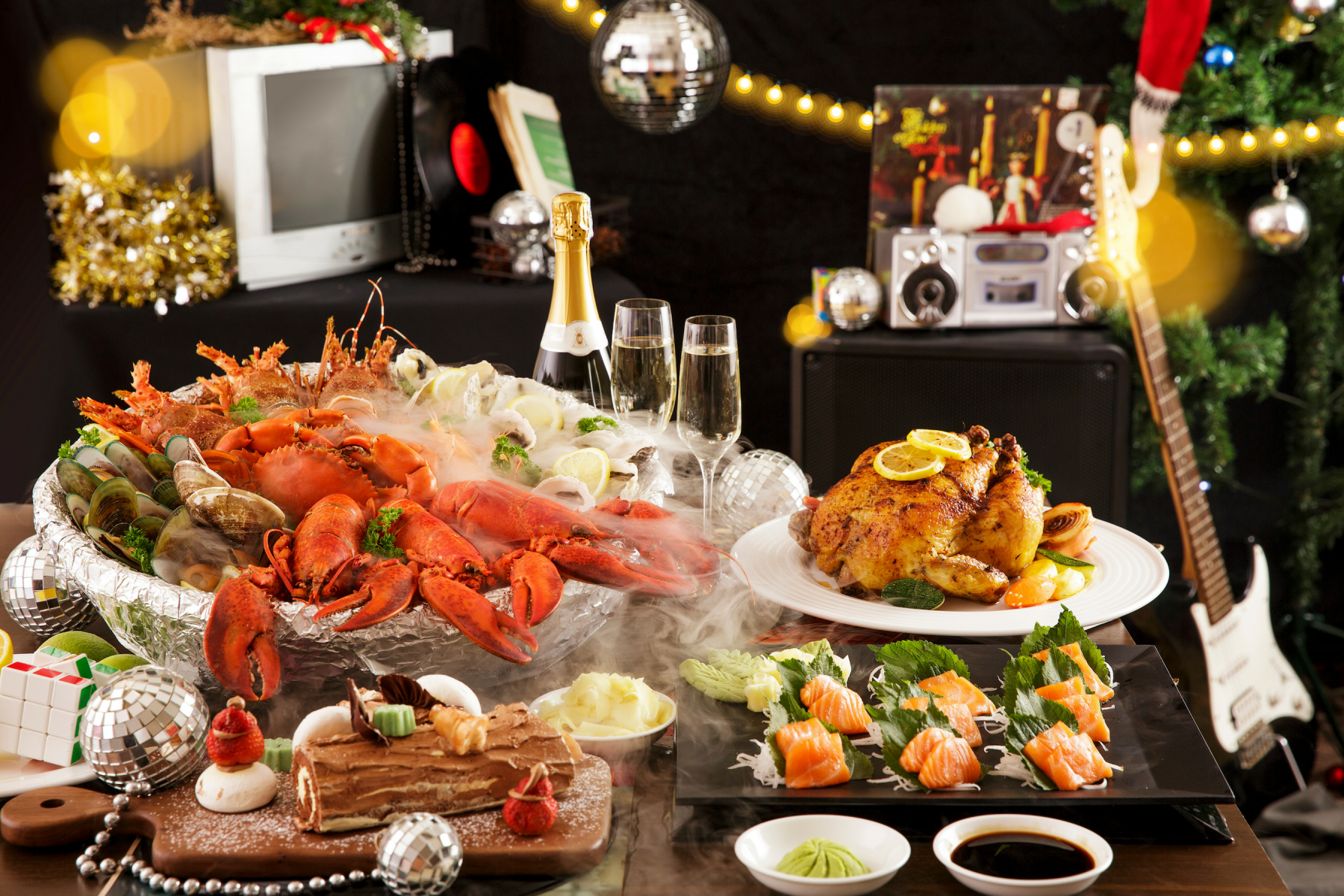 buffet christmas dinner 2018 at pullman danang beach resort vietnam epice restaurant 80 90s themed