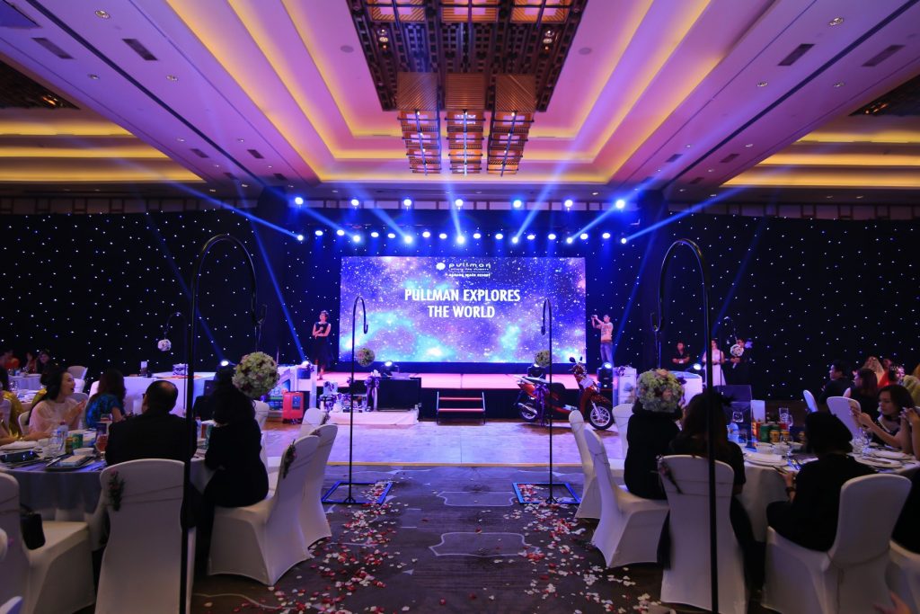 Tổ Chức Tiệc Gala- Tiệc Cuối Năm Cho Công Ty Pullman Danang Beach Resor