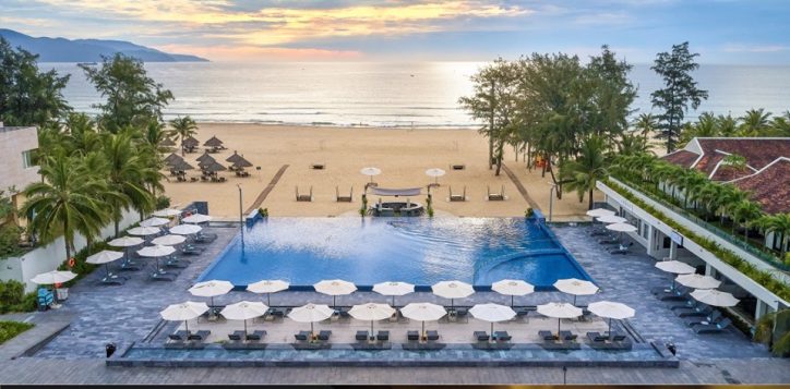 pullman-danang-beach-resort-wins-three-prestigious-titles-at-2019-haute-grandeur-global-hotel-awards-2