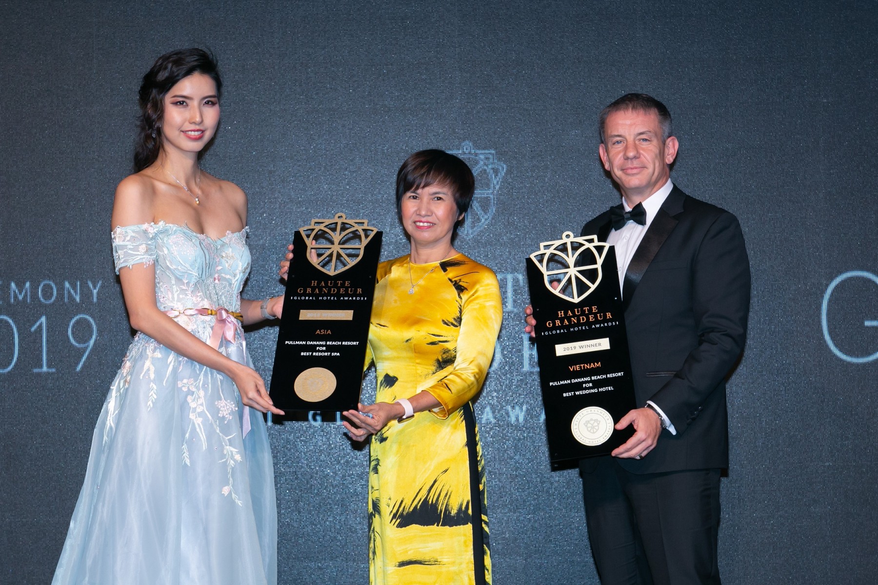 Pullman-Danang-Beach-Resort-Win-three-awards-Haute-Grandeur-2019-4