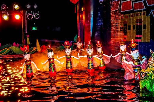 chuong-trinh-mua-roi-nuoc-hoi-an-hoian-water-puppet-show-da-nang-festival-pullman-danang-bieu-dien-nghe-thuat-o-da-nang-restaurant-near-me-resort-in-danang-show-in-danang-pullman-danang-beach-resort-2