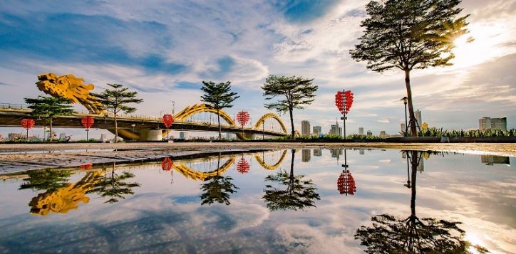 daragon-bridge-on-an-opening-day-cau-rong-da-nang-danang-discovery-4-famous-bridge-in-danang-restaurant-near-me-dragon-bridge-history-a-new-iconic-image-of-danang-2