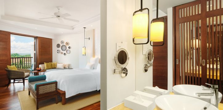 pullman-danang-family-room-suite-2