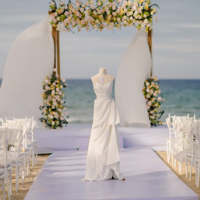 the-best-wedding-destination-in-danang-pullman-danang-beach-resort