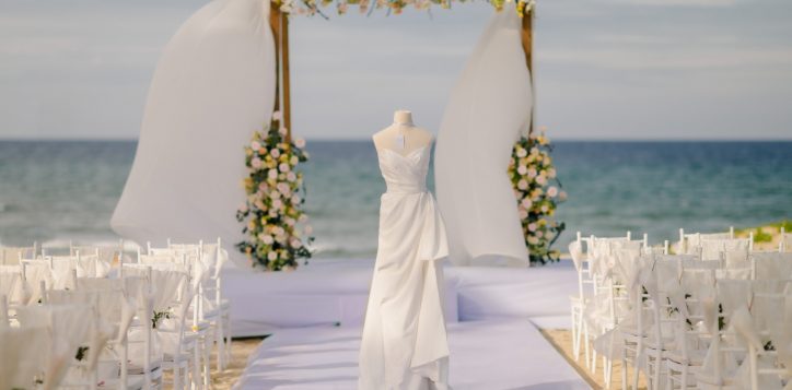 the-best-wedding-destination-in-danang-pullman-danang-beach-resort