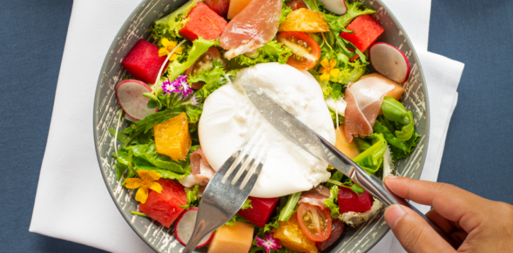 social-post-summer-fruit-salad-with-burrata