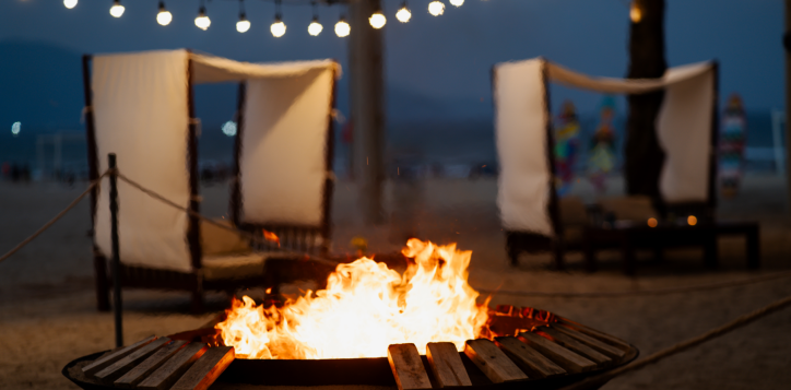 beach-fireplace-2048-x-1365-2