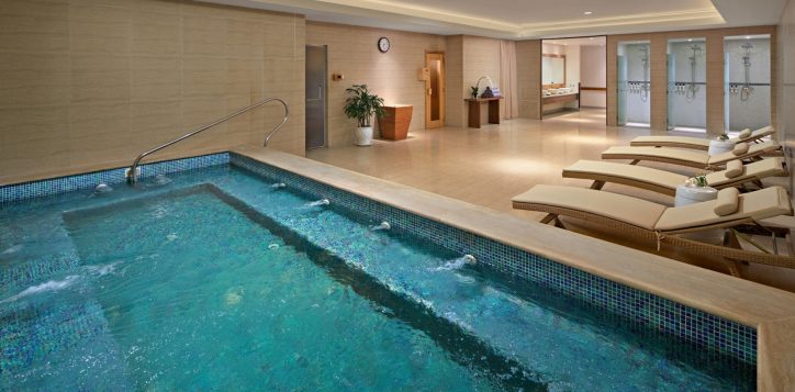the-nang-spa_jacuzzi-area_pullman-danang-beach-resort_5-star-hotels_accor-hotels-2