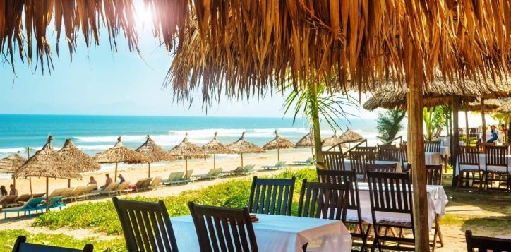 beach-restaurants-in-da-nang-2