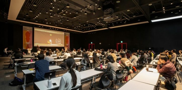 how-to-organize-conference-event-in-danang-2