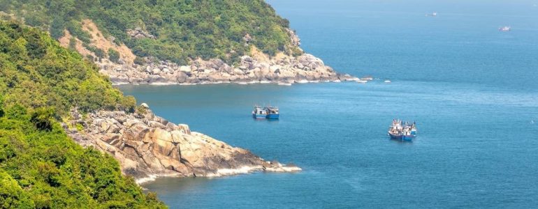 explore-son-tra-peninsula-da-nang-why-its-a-must-visit-destination