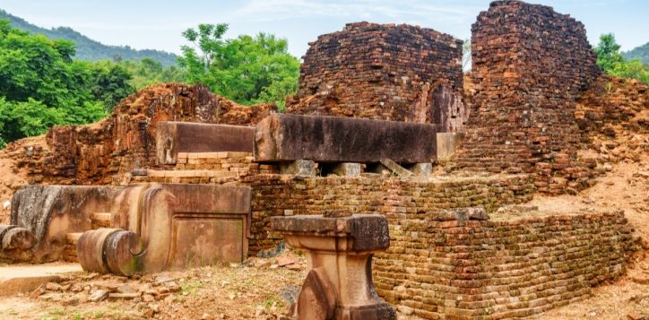 trai-nghiem-khong-the-bo-lo-thanh-dia-my-son-2